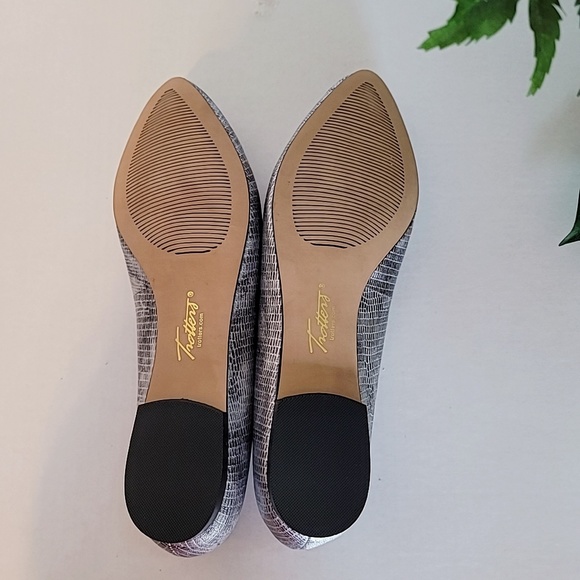 NWOT Trotters Estee Women Leather Ballet Flats Size 7.5W - Picture 8 of 8